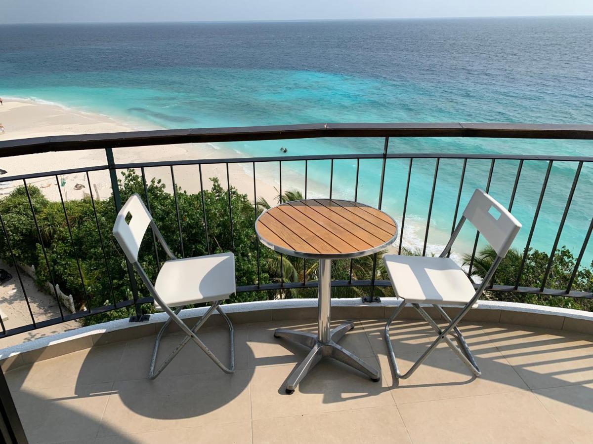 Ranthari Hotel And Spa Ukulhas Maldives Esterno foto